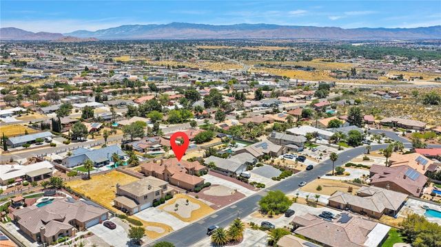 16233 Ridge View Drive, Apple Valley, CA 92307