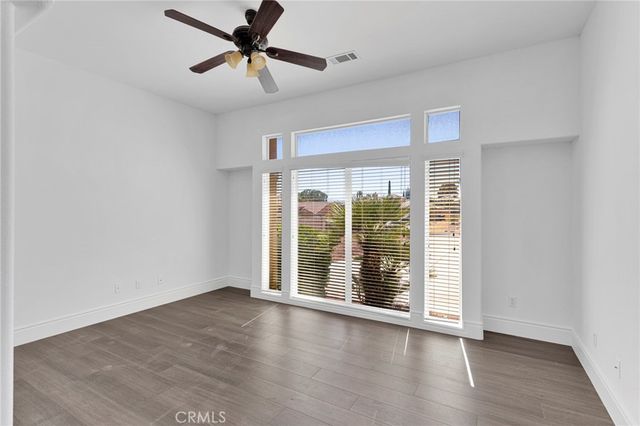 16233 Ridge View Drive, Apple Valley, CA 92307
