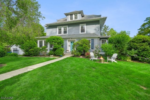 4 Kermit Rd, Maplewood Twp., NJ 07040