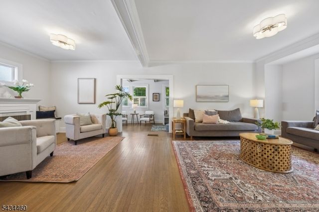 4 Kermit Rd, Maplewood Twp., NJ 07040