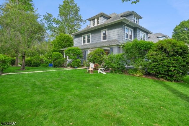 4 Kermit Rd, Maplewood Twp., NJ 07040