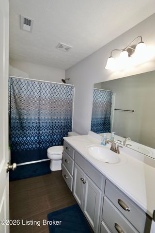 518 Williamsburg Dr, Mt Washington, KY 40047