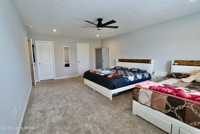 518 Williamsburg Dr, Mt Washington, KY 40047