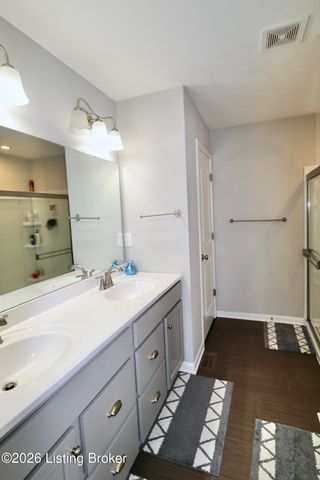 518 Williamsburg Dr, Mt Washington, KY 40047