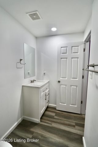 518 Williamsburg Dr, Mt Washington, KY 40047