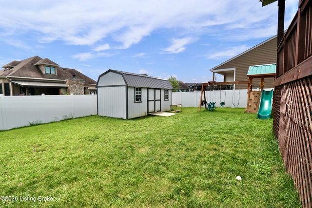 518 Williamsburg Dr, Mt Washington, KY 40047