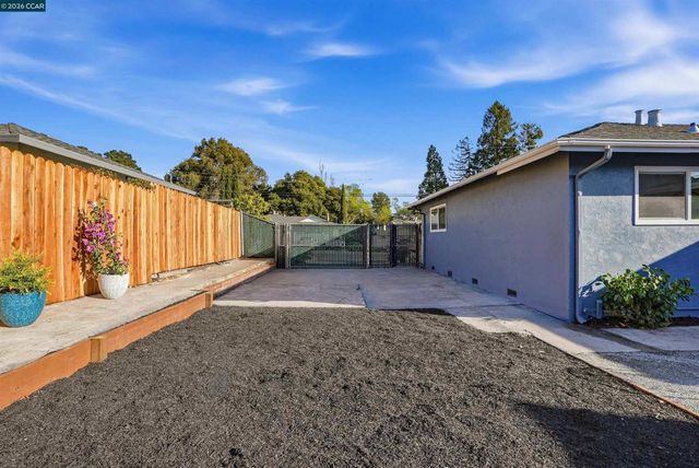 3005 De Anza Drive, El Sobrante, CA 94803