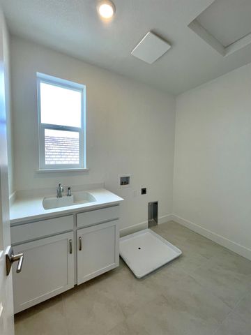 5032 Lonestar Way, Roseville, CA 95747