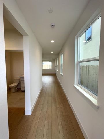 5032 Lonestar Way, Roseville, CA 95747