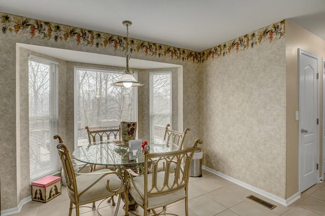 1816 Knollmont Drive, Florence, KY 41042
