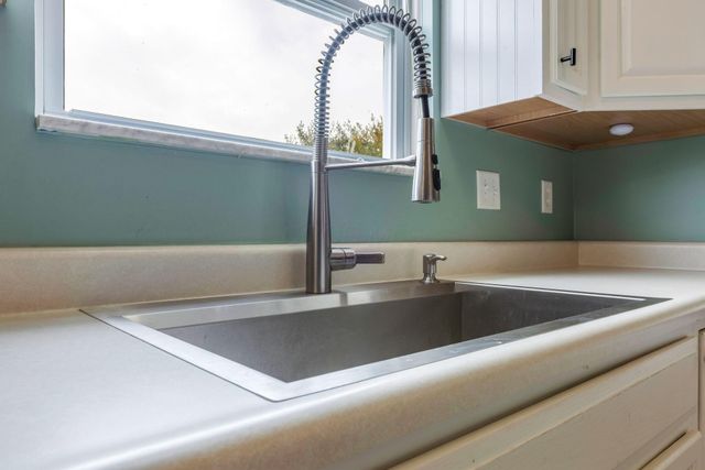 948 Brittany Drive, Delaware, OH 43015