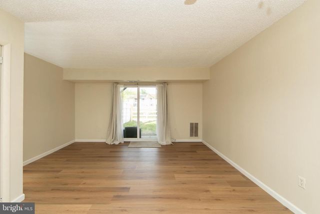 54 LA CASCATA TNHS, Clementon, NJ 08021
