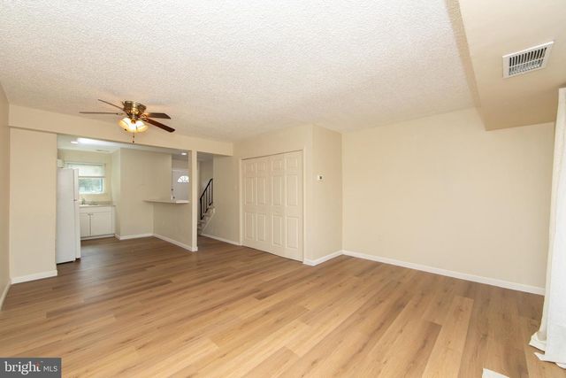 54 LA CASCATA TNHS, Clementon, NJ 08021