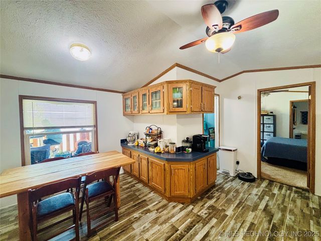 416614 Caribou Lane, Eufaula, OK 74432