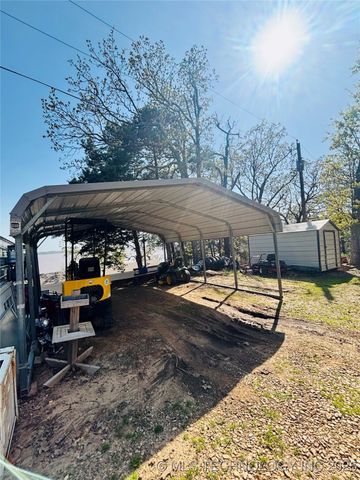 416614 Caribou Lane, Eufaula, OK 74432