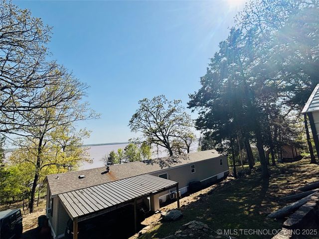 416614 Caribou Lane, Eufaula, OK 74432