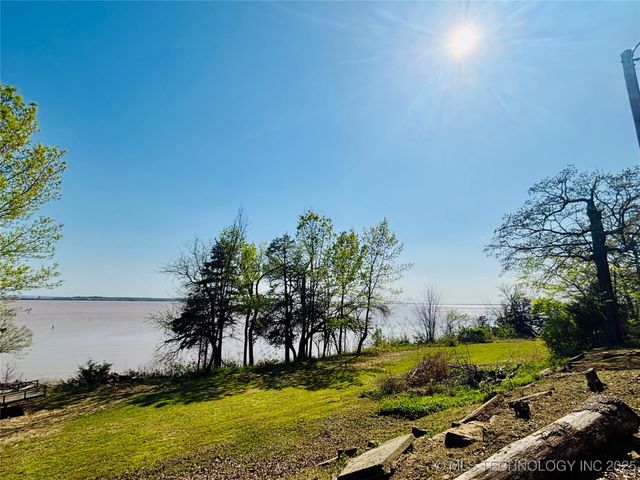 416614 Caribou Lane, Eufaula, OK 74432