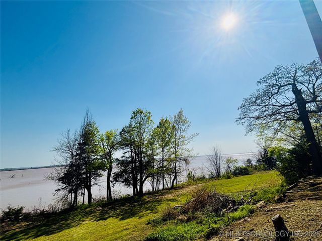 416614 Caribou Lane, Eufaula, OK 74432