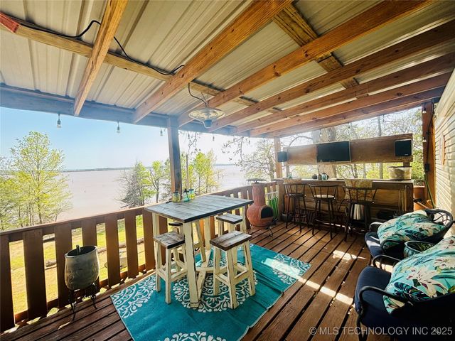 416614 Caribou Lane, Eufaula, OK 74432