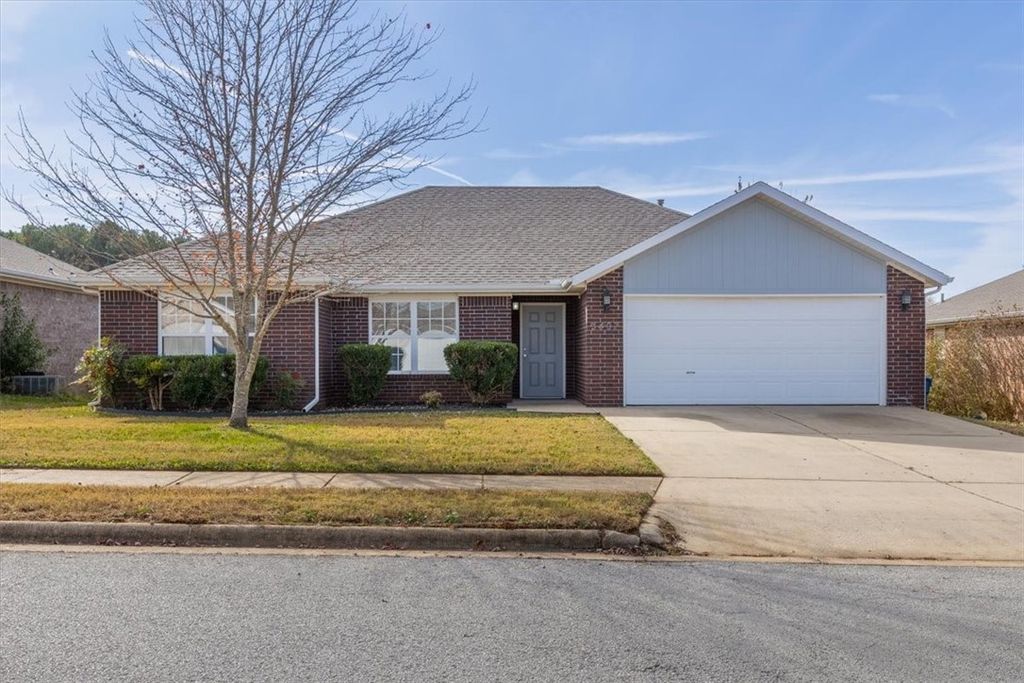 3407 SW Carriageway Avenue, Bentonville, AR 72712
