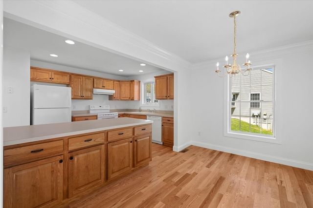 14 Angell Brook Dr 14, West Boylston, MA 01583