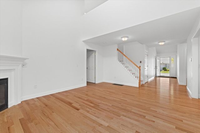 14 Angell Brook Dr 14, West Boylston, MA 01583