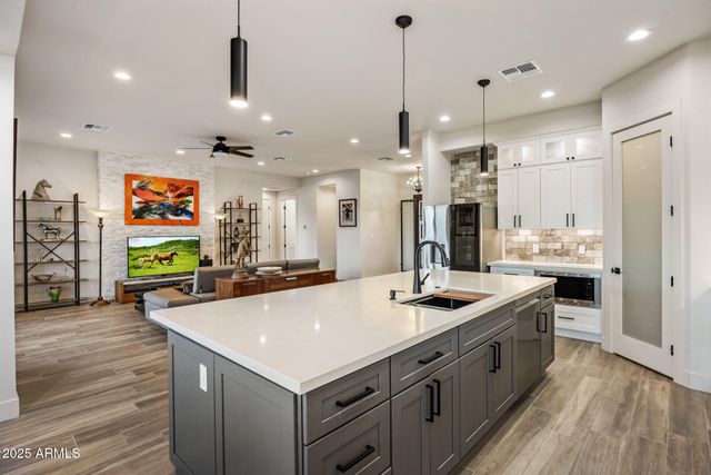 16332 E Skinner Drive, Scottsdale, AZ 85262