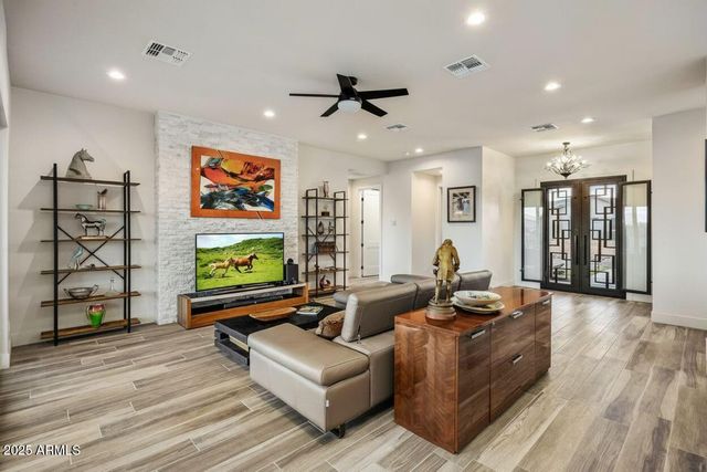 16332 E Skinner Drive, Scottsdale, AZ 85262