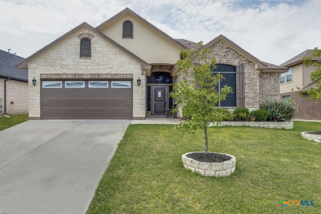 Image 1 of property listing at 814 Tuscan Road, Harker Heights, TX 76548