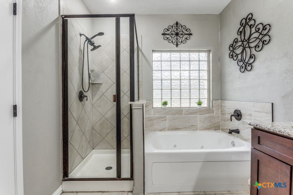 Image 24 of property listing at 814 Tuscan Road, Harker Heights, TX 76548