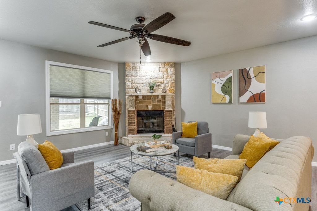 Image 5 of property listing at 814 Tuscan Road, Harker Heights, TX 76548