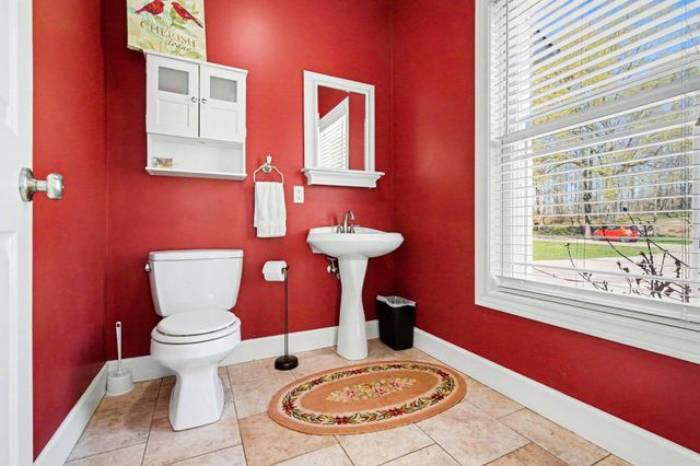 2516 Vanhorn Court, Allegan, MI 49010
