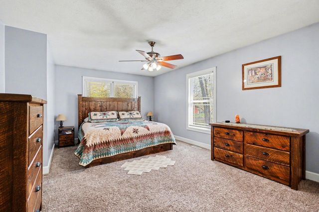 2516 Vanhorn Court, Allegan, MI 49010
