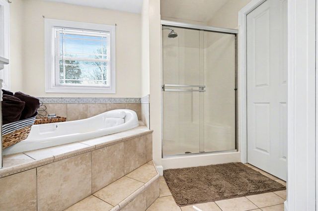 2516 Vanhorn Court, Allegan, MI 49010