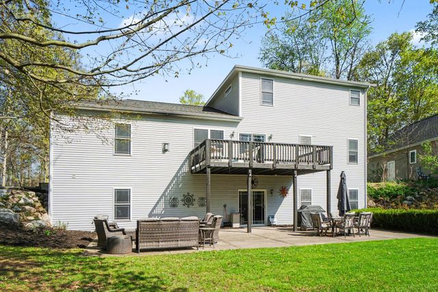 2516 Vanhorn Court, Allegan, MI 49010