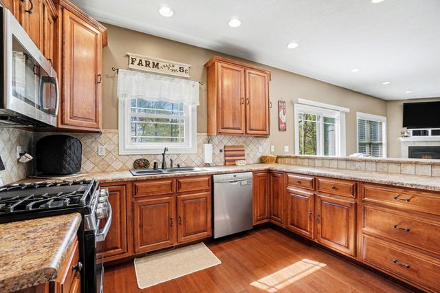 2516 Vanhorn Court, Allegan, MI 49010