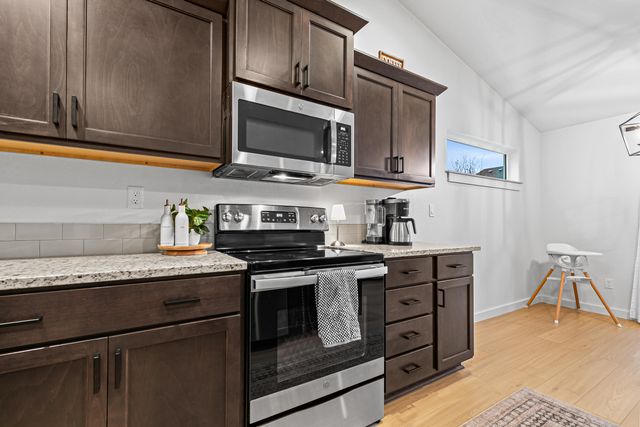 3647 Durst Street, Medford, OR 97504