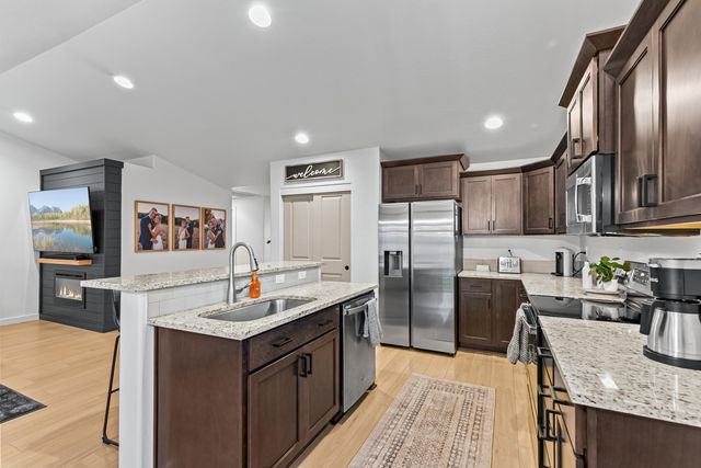 3647 Durst Street, Medford, OR 97504