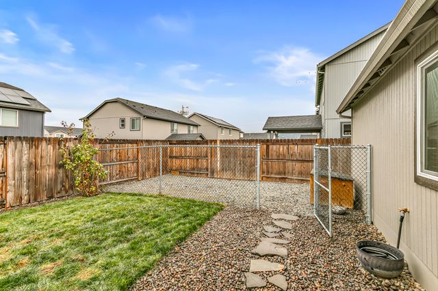 3647 Durst Street, Medford, OR 97504
