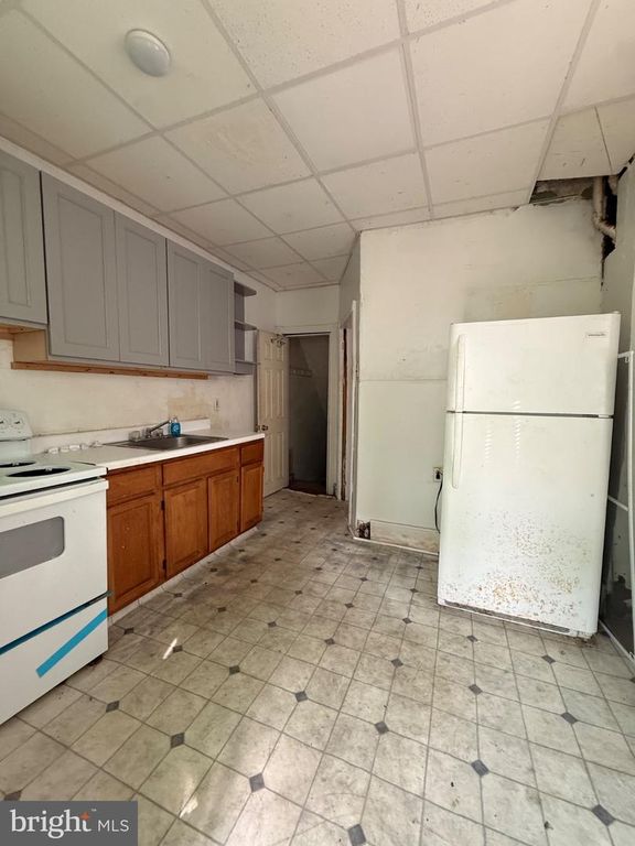 1418 N CONESTOGA ST, PHILADELPHIA, PA 19131 — photo 5