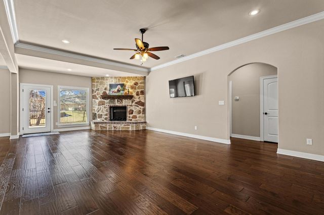 1028 Addison Boulevard, Pottsboro, TX 75076