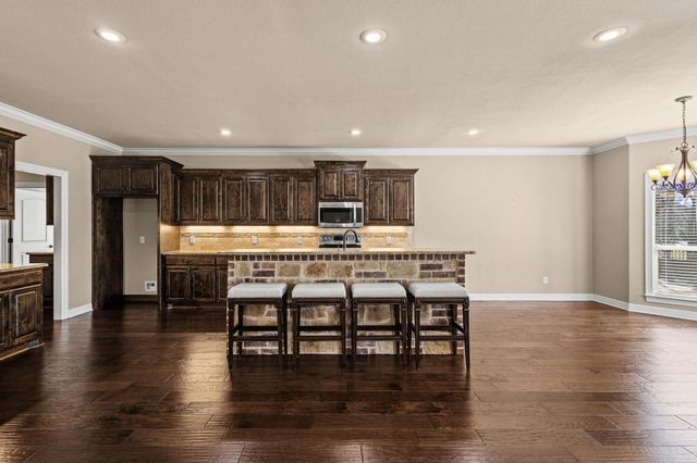 1028 Addison Boulevard, Pottsboro, TX 75076