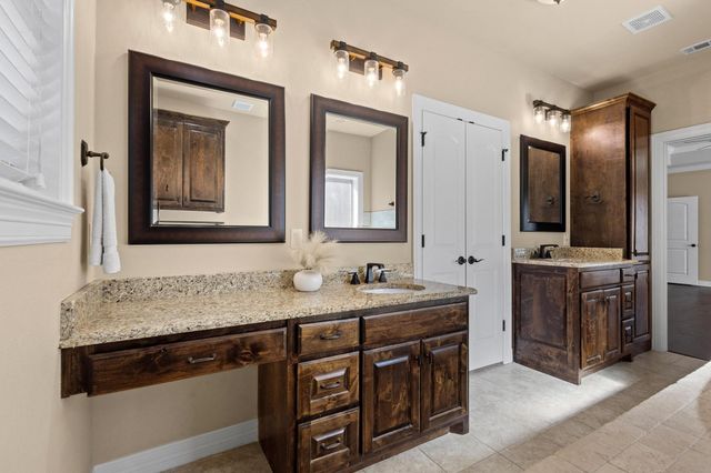 1028 Addison Boulevard, Pottsboro, TX 75076