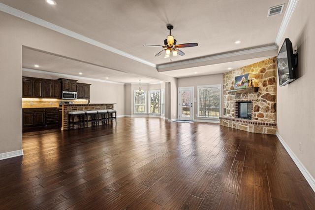 1028 Addison Boulevard, Pottsboro, TX 75076