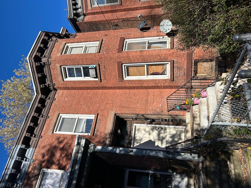 50 Carson Avenue, Newburgh, NY 12550
