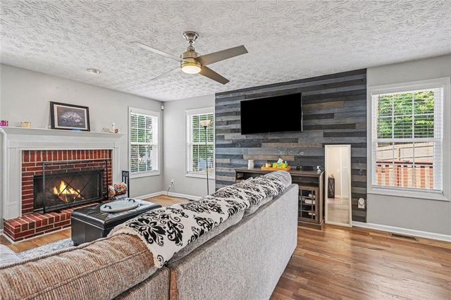 861 Madison View Lane, Lawrenceville, GA 30045