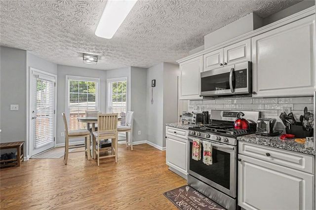 861 Madison View Lane, Lawrenceville, GA 30045