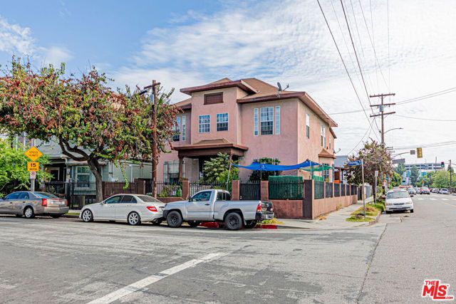 1956 Magnolia Avenue, Los Angeles, CA 90007