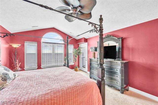 5239 Lake Road W 305, Ashtabula, OH 44004