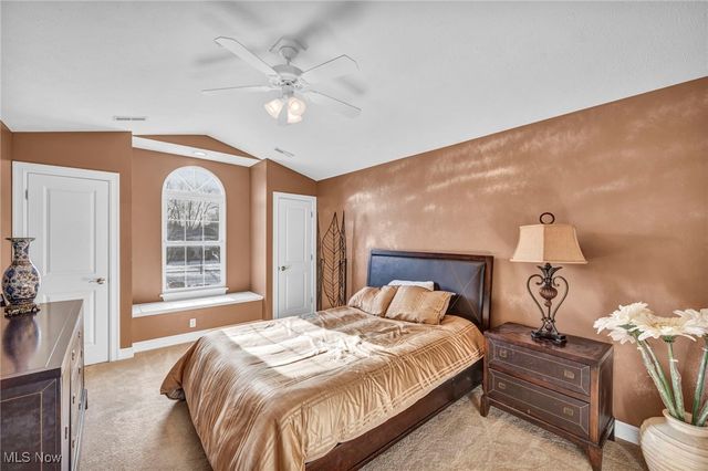 5239 Lake Road W 305, Ashtabula, OH 44004